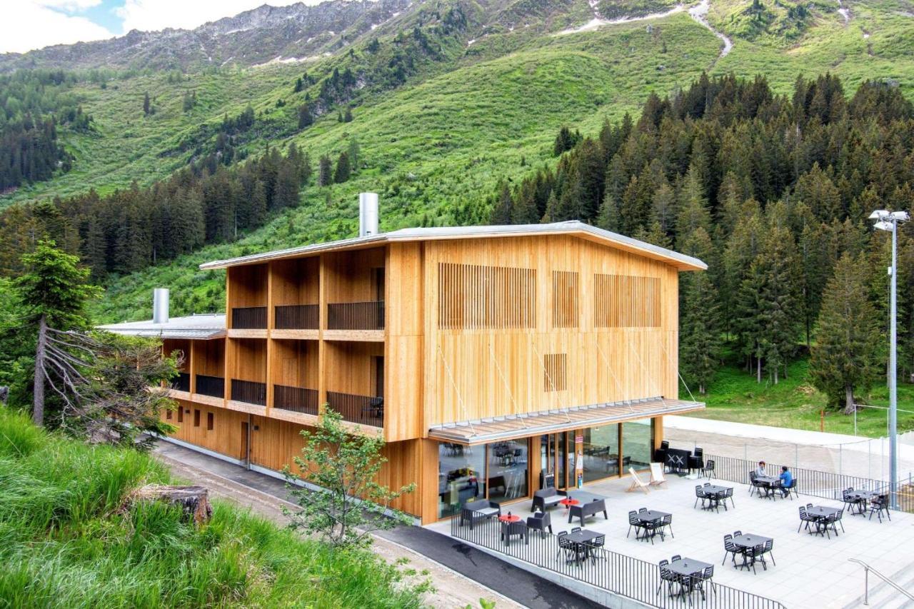 Campra Alpine Lodge & Spa Olivone Exteriör bild