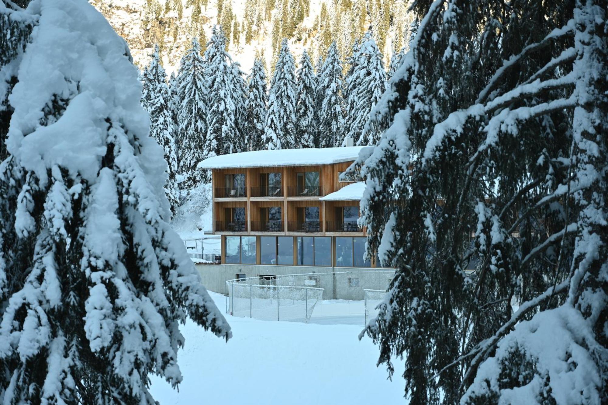 Campra Alpine Lodge & Spa Olivone Exteriör bild