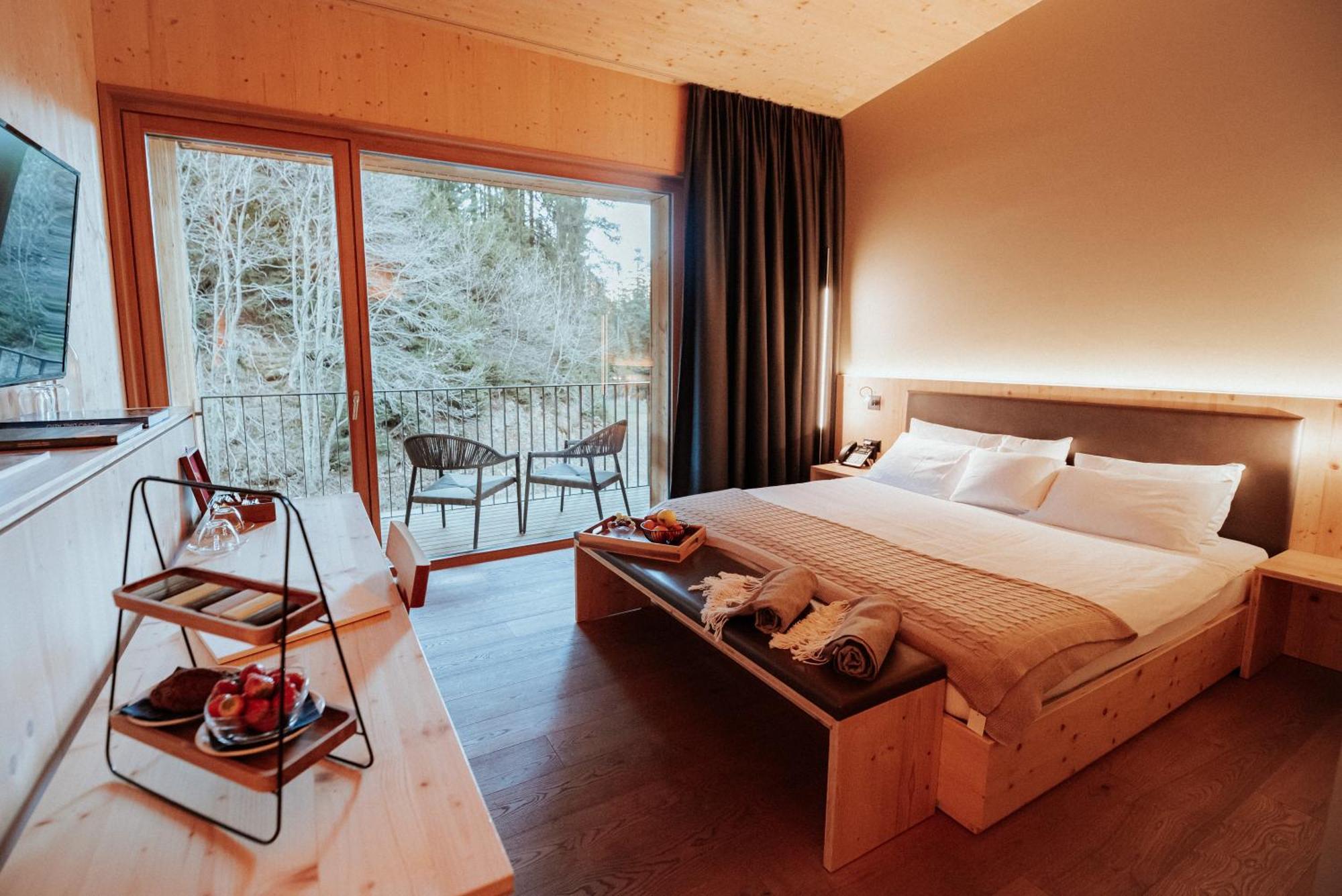Campra Alpine Lodge & Spa Olivone Exteriör bild